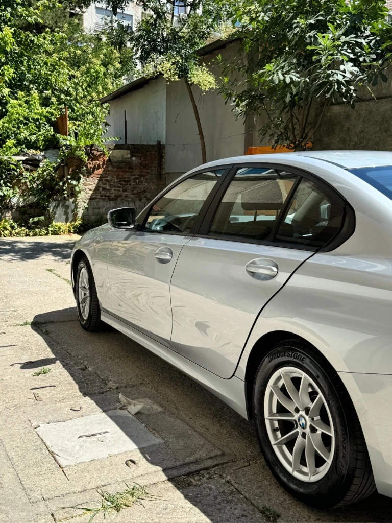 BMW 318, снимка 3 - Автомобили и джипове - 55269677