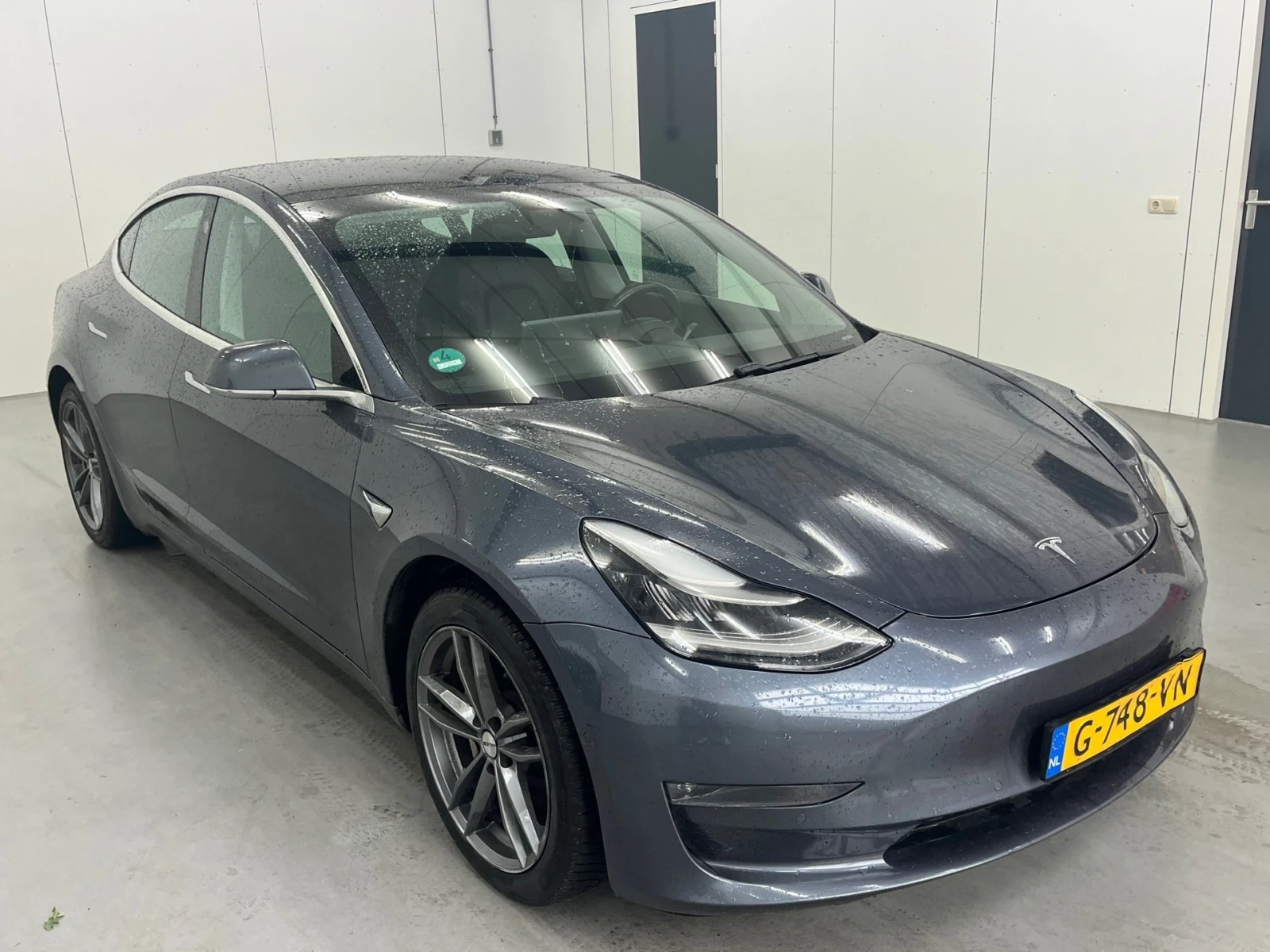 Tesla Model 3  4х4 Европейска , снимка 1