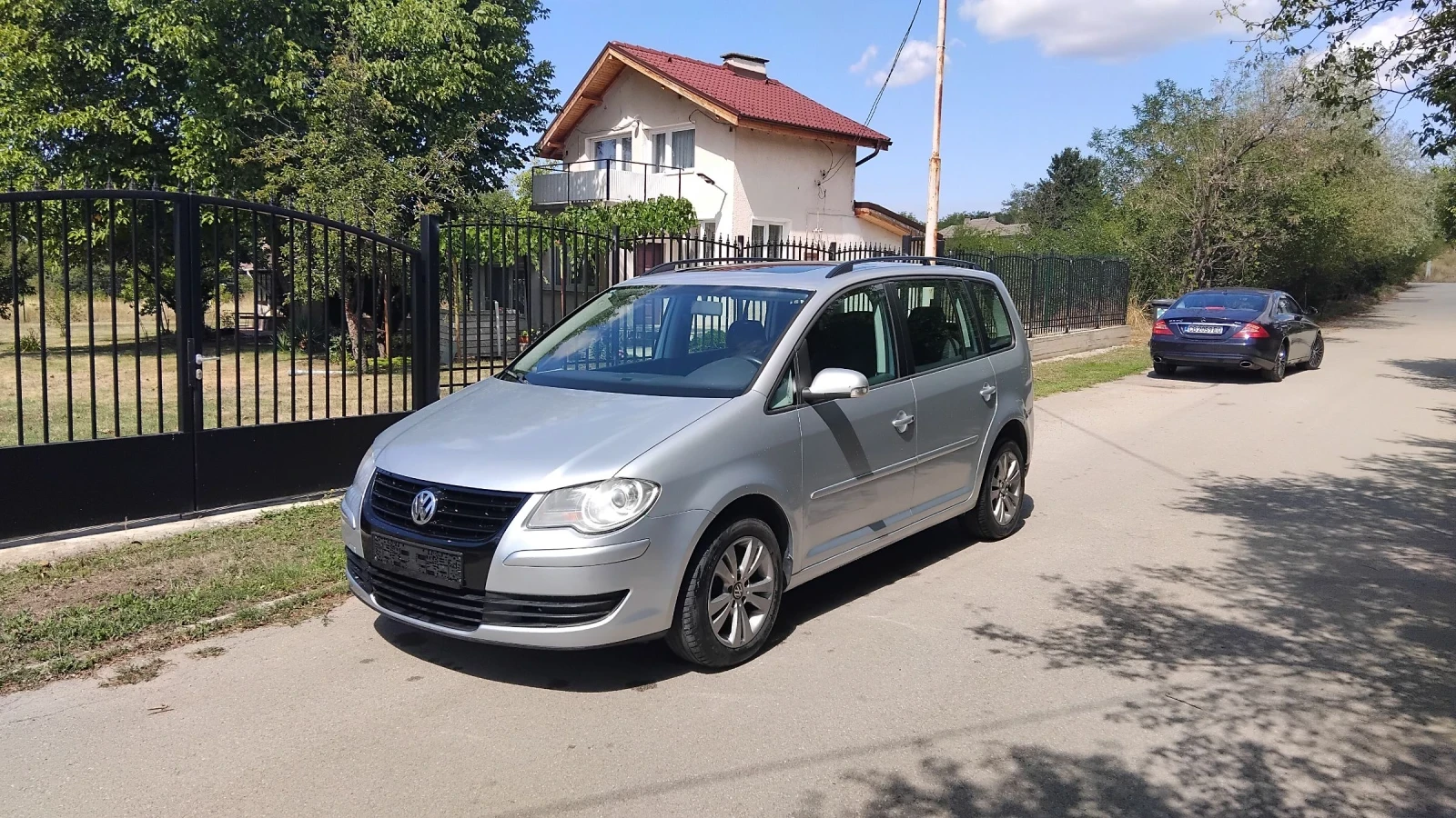 VW Touran 1.9tdi DSG, снимка 1