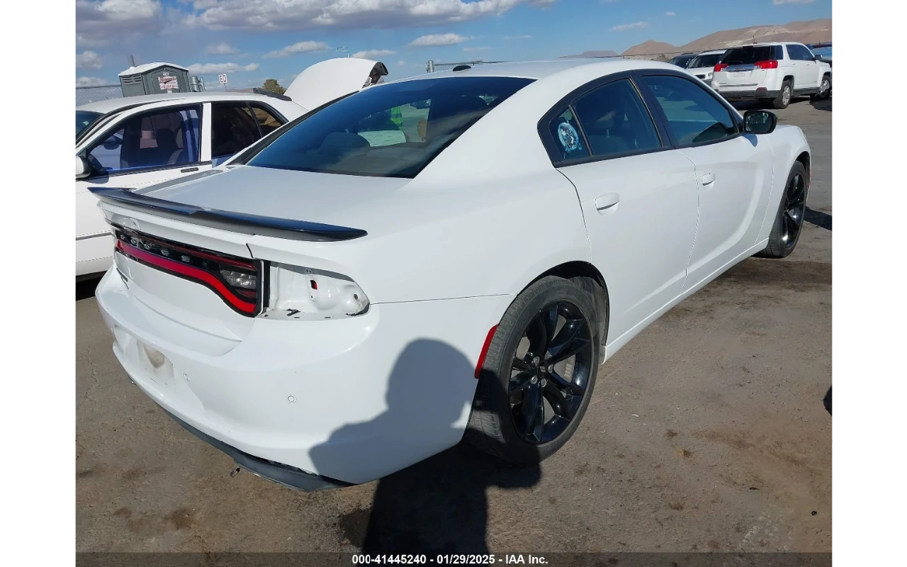 Dodge Charger 3.6L SXT RWD * Отлична за газ * Лизинг - изображение 8