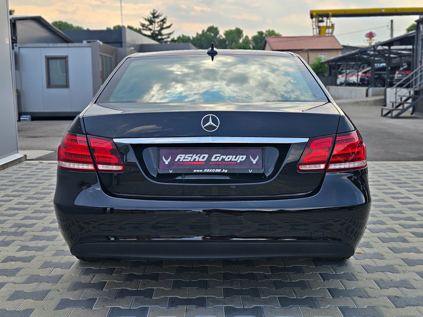 Mercedes-Benz E 350 AMG/4MAT/GERMANY/DISTR/ОБДУХ/AMBIENT/HARMAN/LIZING - изображение 6
