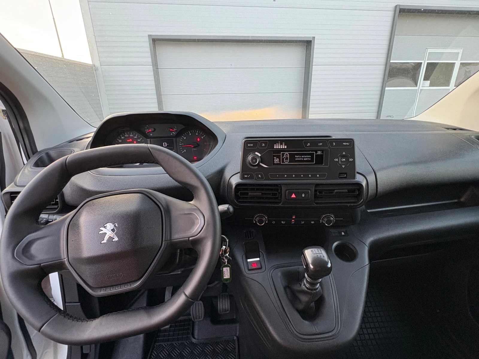 Peugeot Partner  - изображение 9
