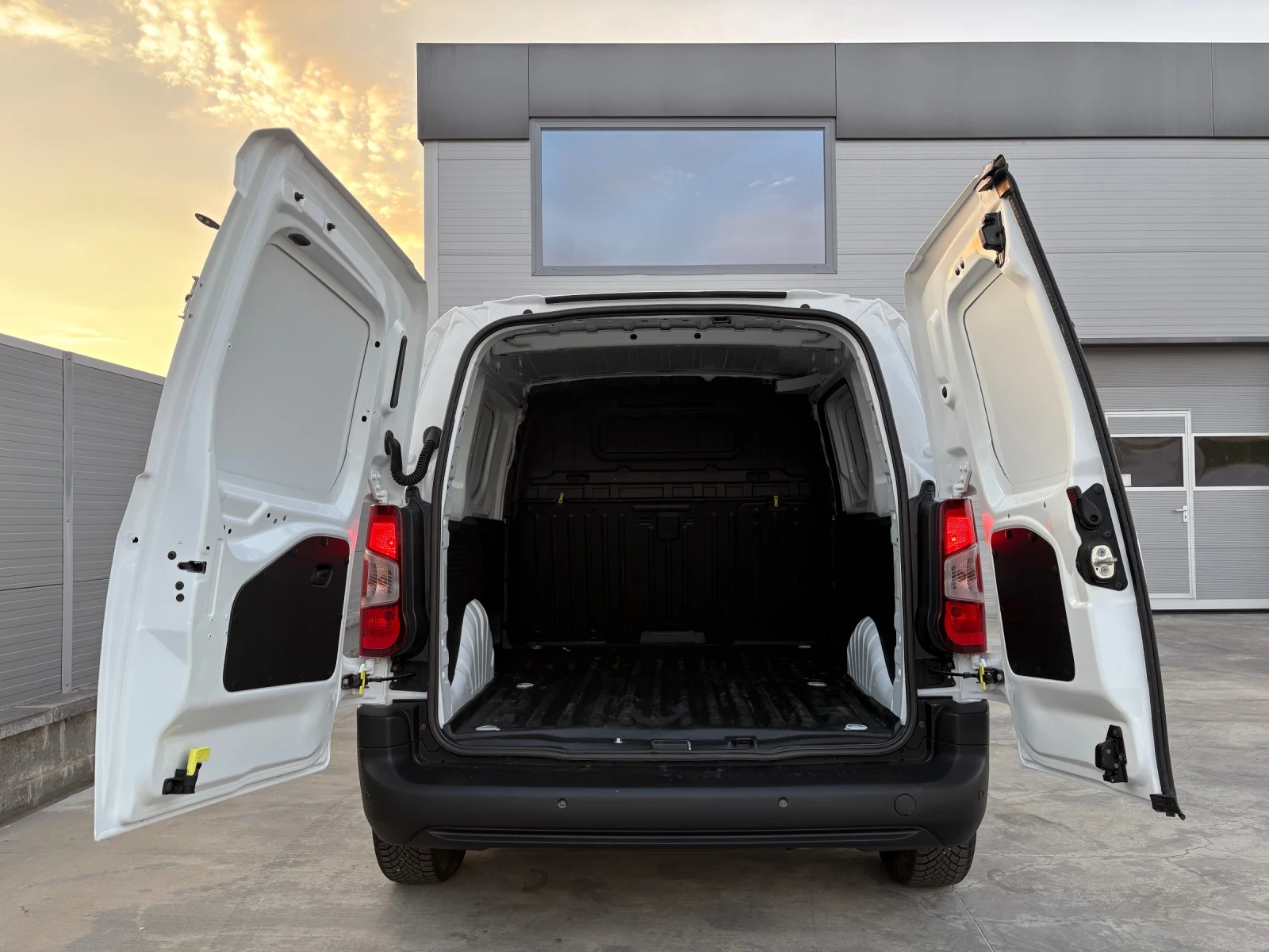 Peugeot Partner | Mobile.bg   13