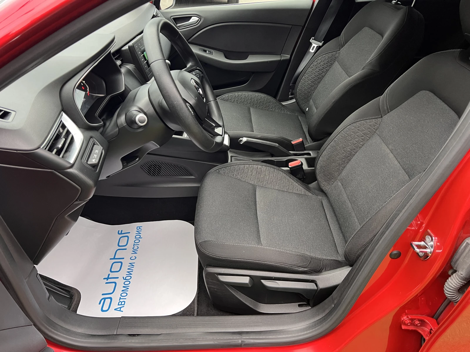 Renault Clio Evolution/1.6 HYBRID/140k.c./E-TECH AT - изображение 10