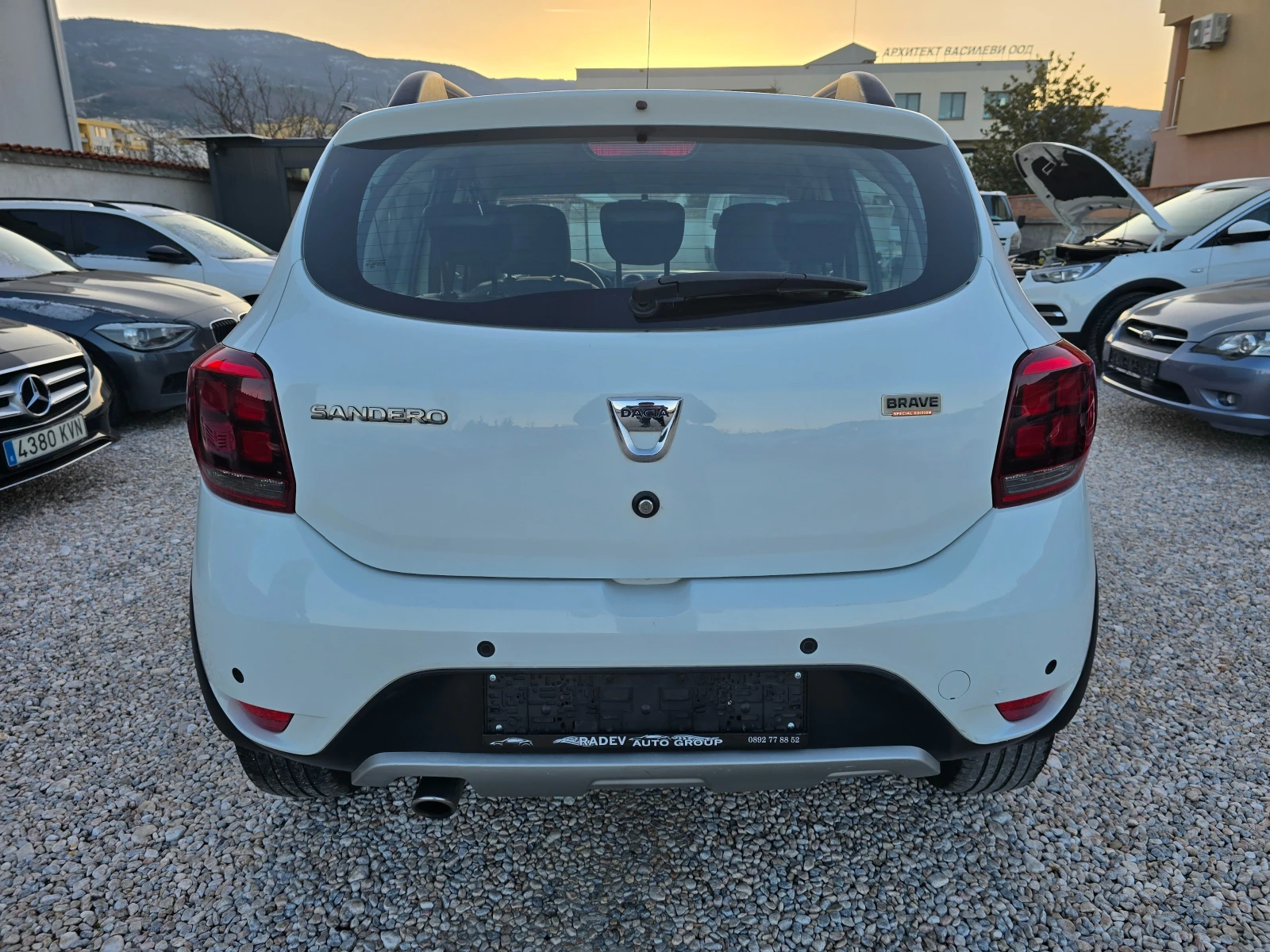 Dacia Sandero STEPWAY 1.5DCI/BRAVE SPECIAL EDITION/ - изображение 3