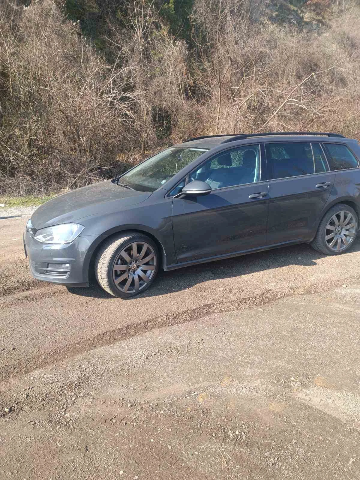 VW Golf 7 TDI* NAVI* DSG7* KEYLESS, снимка 4 - Автомобили и джипове - 53744765