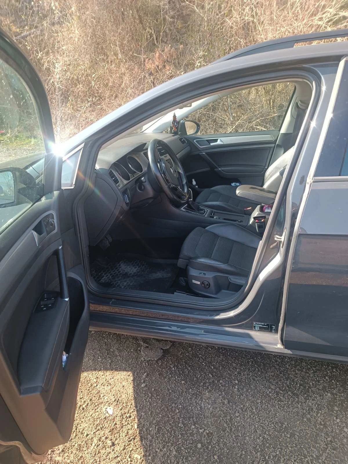 VW Golf 7 TDI* NAVI* DSG7* KEYLESS, снимка 7 - Автомобили и джипове - 53744765