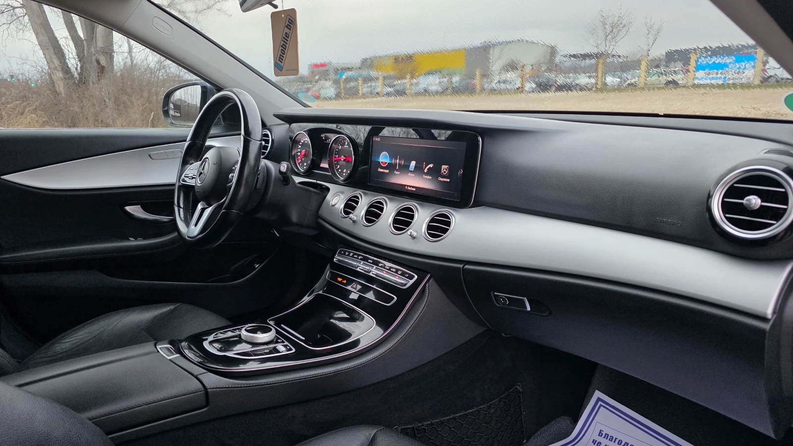 Mercedes-Benz E 220 ТОП ЦЕНА/AMG, снимка 12 - Автомобили и джипове - 53939998