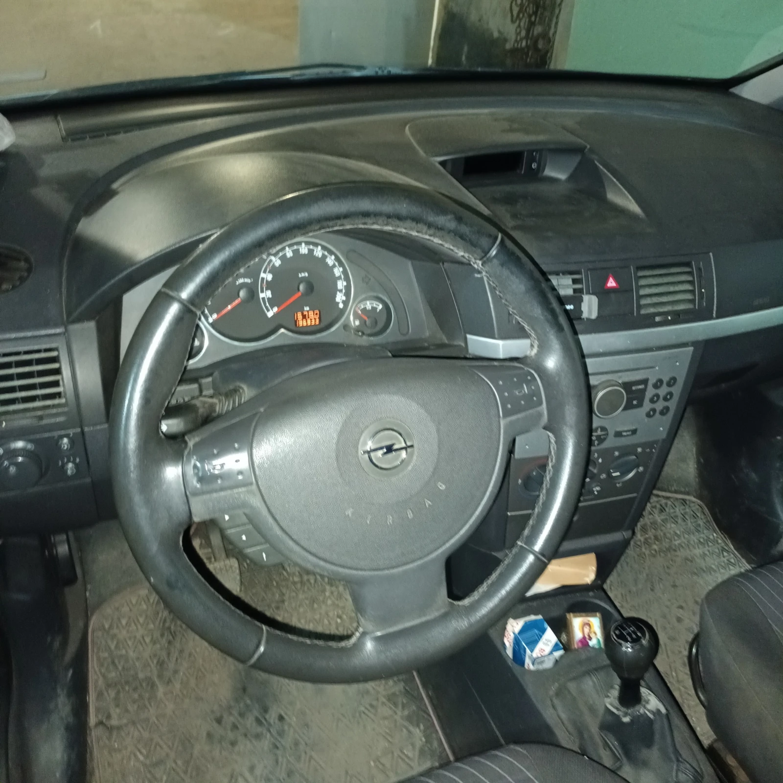 Opel Meriva 1.7 тди, снимка 3 - Автомобили и джипове - 54208723
