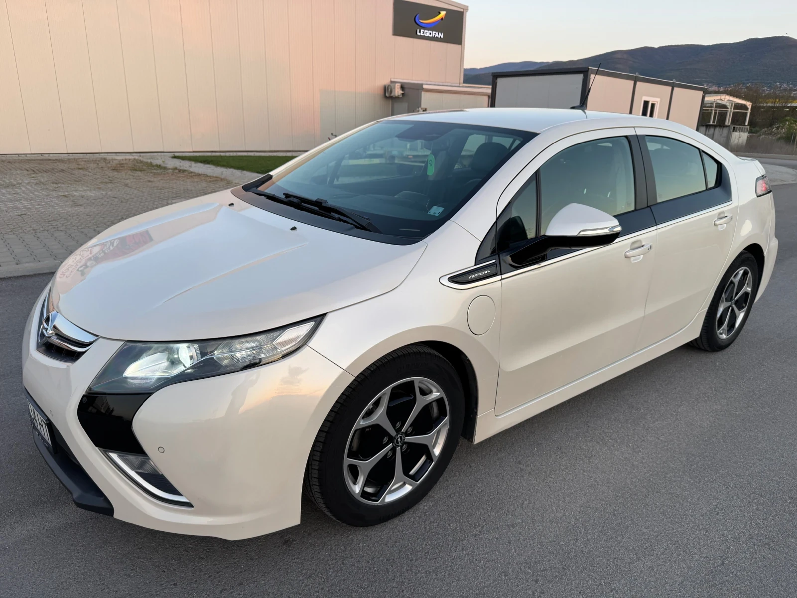 Opel Ampera 1.4 plug-in ������ | Mobile.bg � ����������� 13