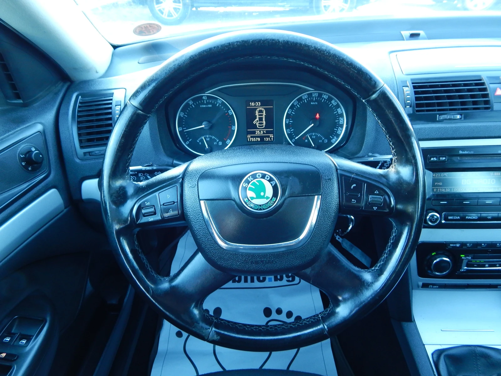 Skoda Octavia 1.6i* 102k* 175000km.* , снимка 11 - Автомобили и джипове - 54428595