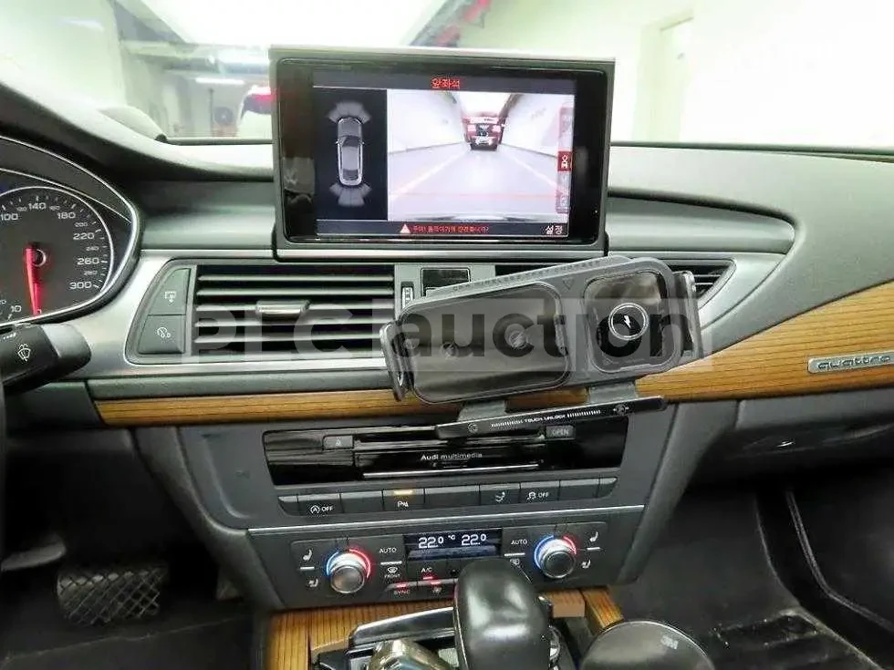 Audi A7 TDI / CARFAX, снимка 11 - Автомобили и джипове - 54744911