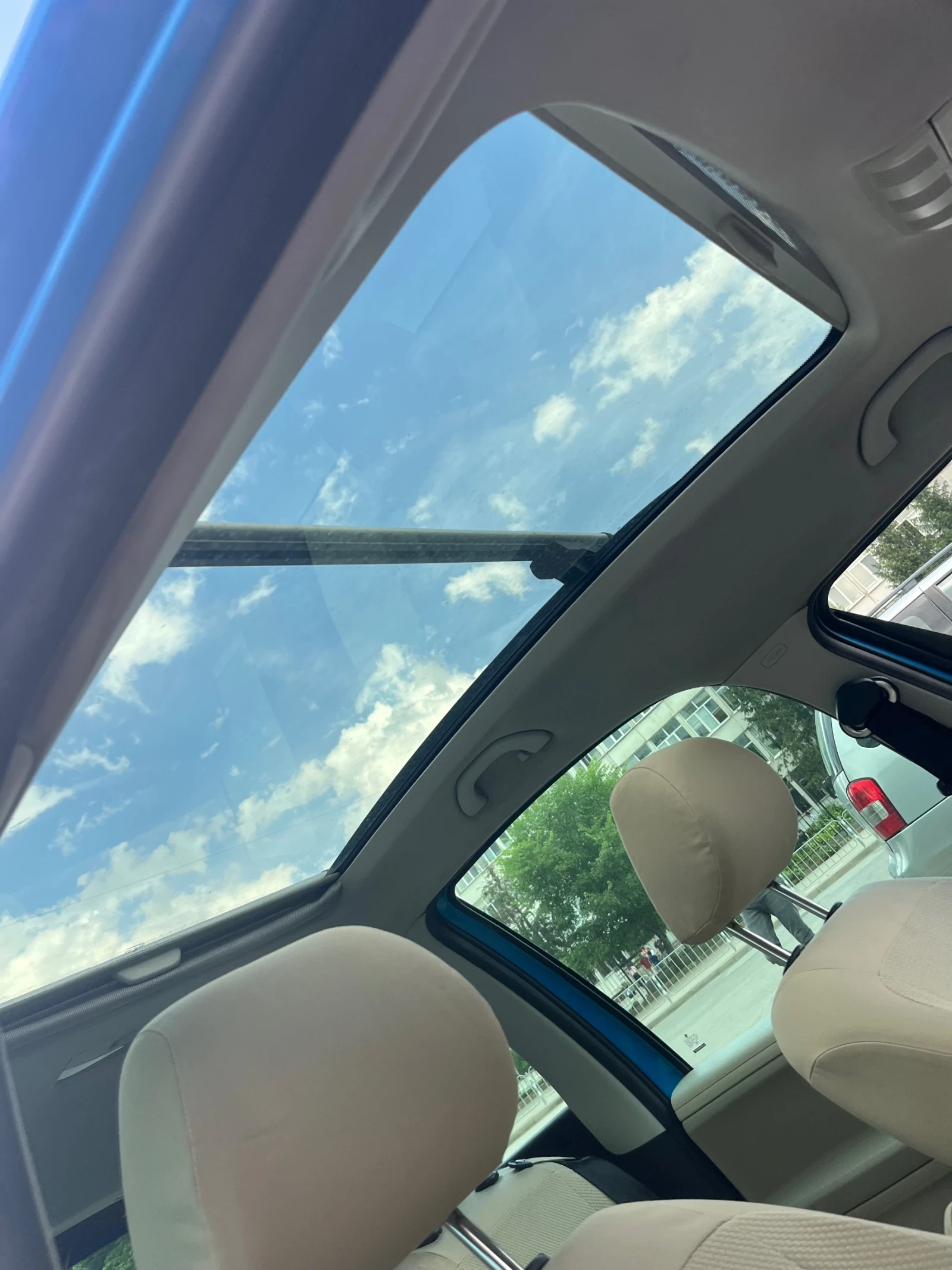Skoda Roomster 1.6 Автомат + ГАЗ, снимка 11 - Автомобили и джипове - 54953905