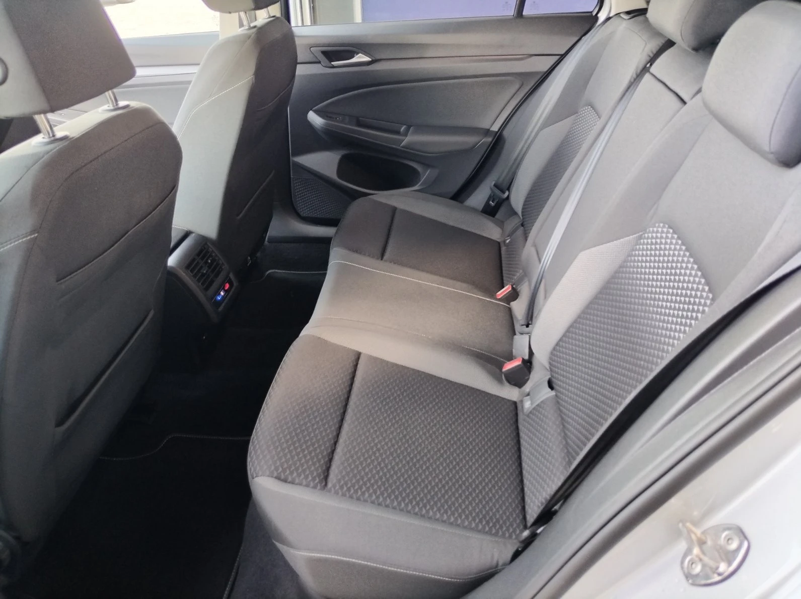 VW Golf 2.0TDI/150к.с./DSG, снимка 16 - Автомобили и джипове - 55443789
