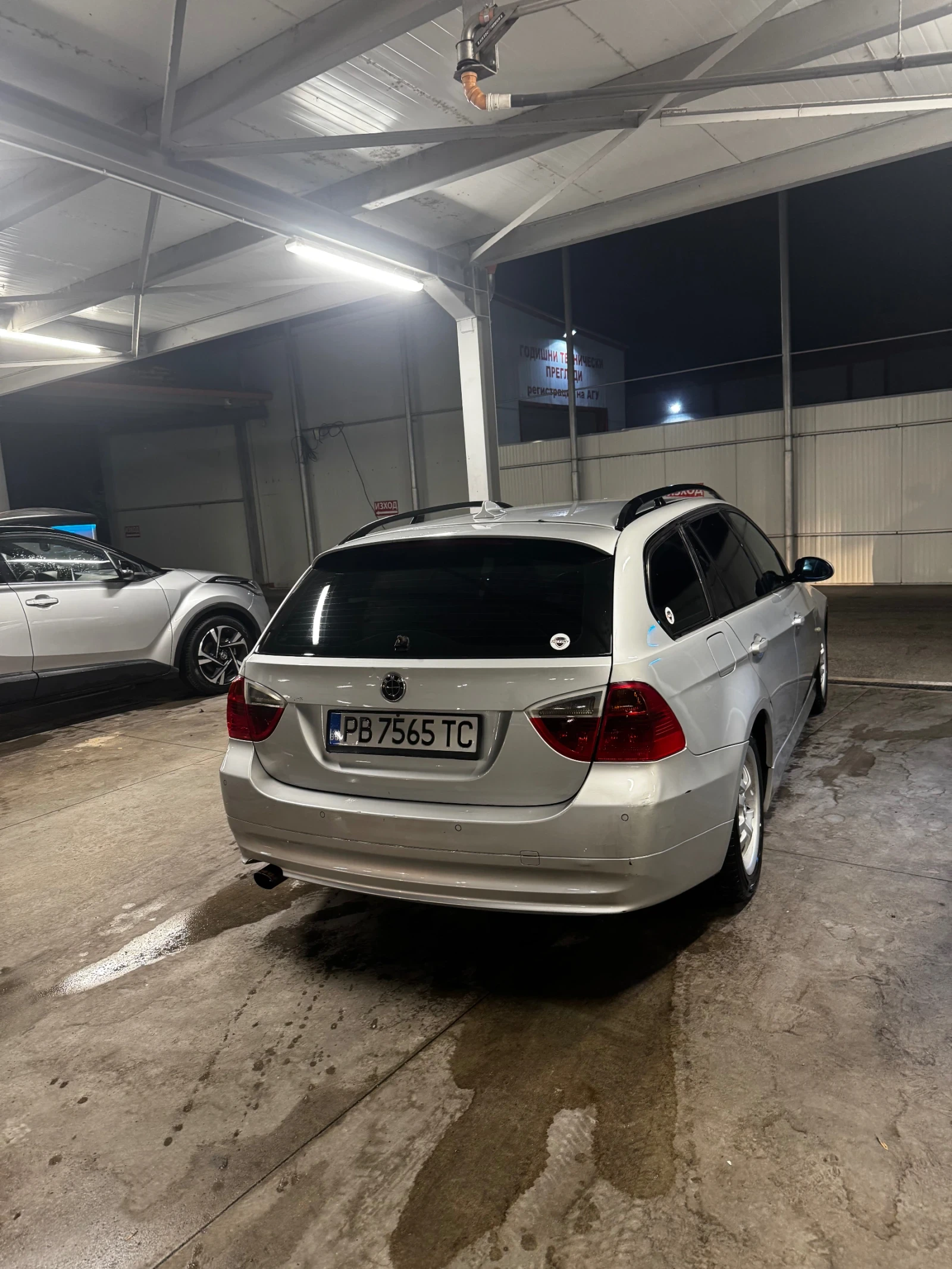 BMW 320, снимка 3 - Автомобили и джипове - 55905651