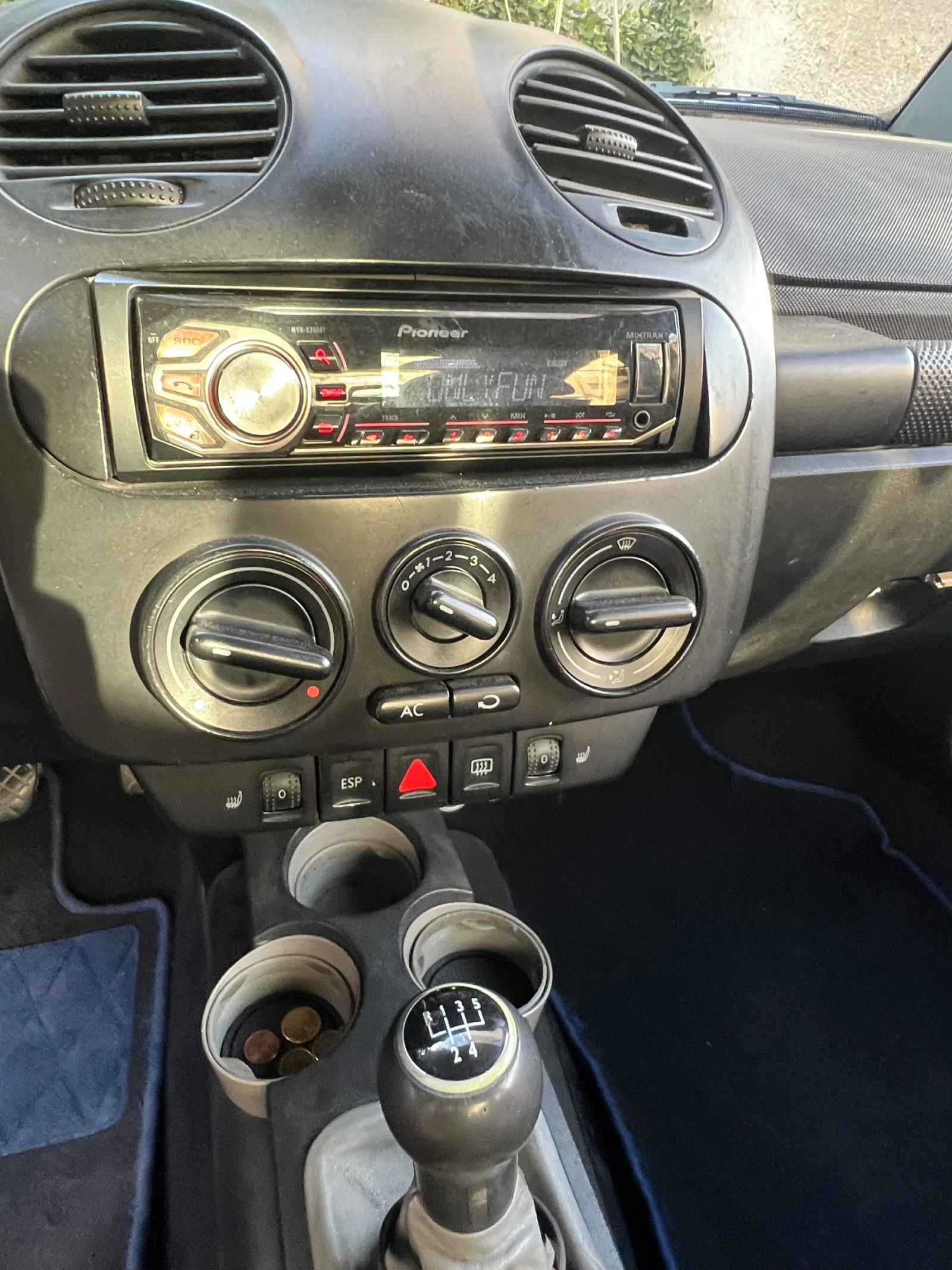 VW Beetle 1.9 tdi, снимка 7 - Автомобили и джипове - 56254236