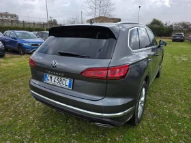 VW Touareg 3.0 TDI Elegance, снимка 3