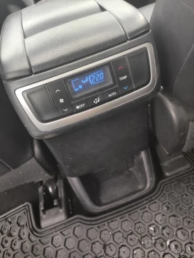 Toyota Highlander XLE 3.5 Хибрид 7+ 1, снимка 14