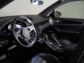 Porsche Cayenne * PREMIUM PLUS | PANO | BOSE | 20 IN * CARFAX * , снимка 10