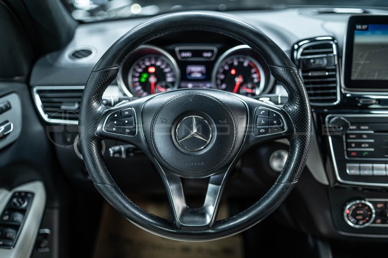 Mercedes-Benz GLS 500 4М*7Seats*360*Монитори*Шибедах, снимка 11 - Автомобили и джипове - 40519734