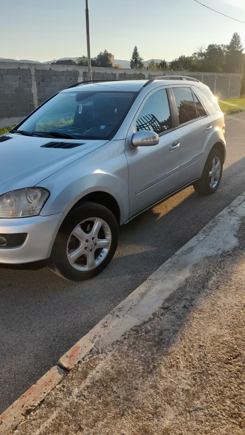 Mercedes-Benz ML 280, снимка 2 - Автомобили и джипове - 47869034