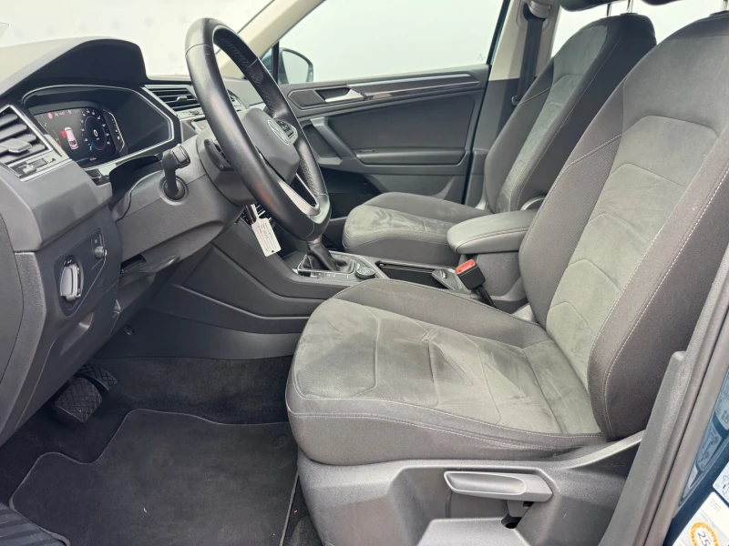 VW Tiguan Elegance 2.0 TDI SCR 4MOTION DSG, снимка 5 - Автомобили и джипове - 52883000