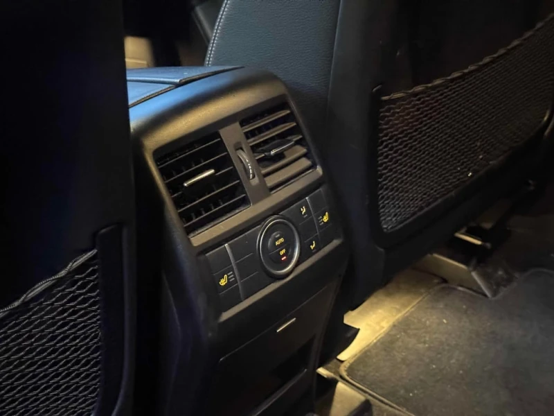 Mercedes-Benz ML 350 BlueTEC  CARFAX, снимка 16 - Автомобили и джипове - 53020688