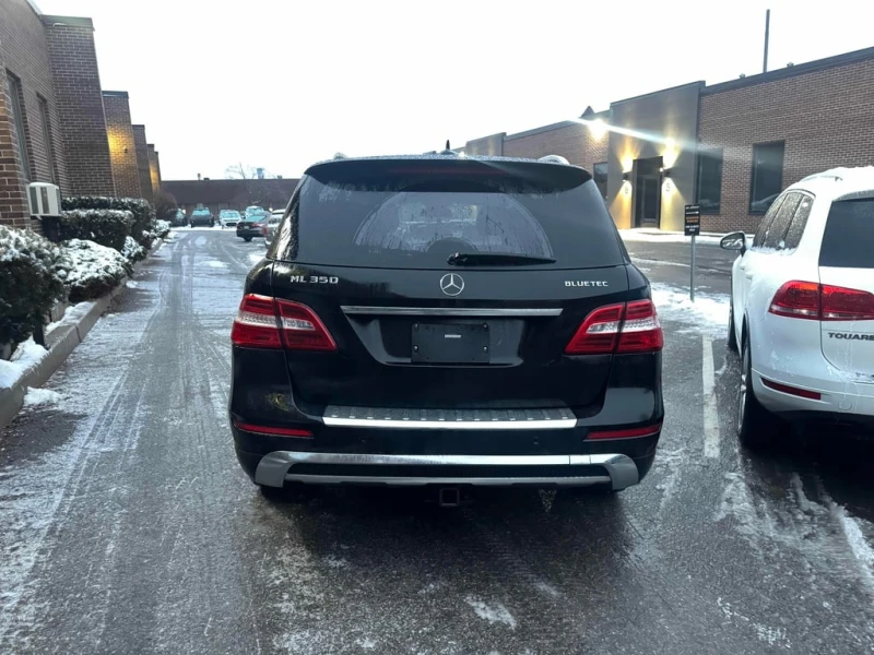 Mercedes-Benz ML 350 BlueTEC  CARFAX, снимка 4 - Автомобили и джипове - 53020688