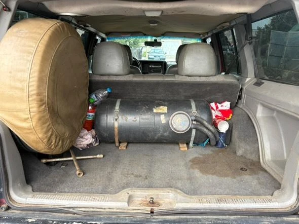 Jeep Cherokee, снимка 3 - Автомобили и джипове - 53727997