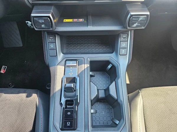 Toyota Rav4 2.5 Hybrid New Model = NEW = Гаранция, снимка 11 - Автомобили и джипове - 55089535