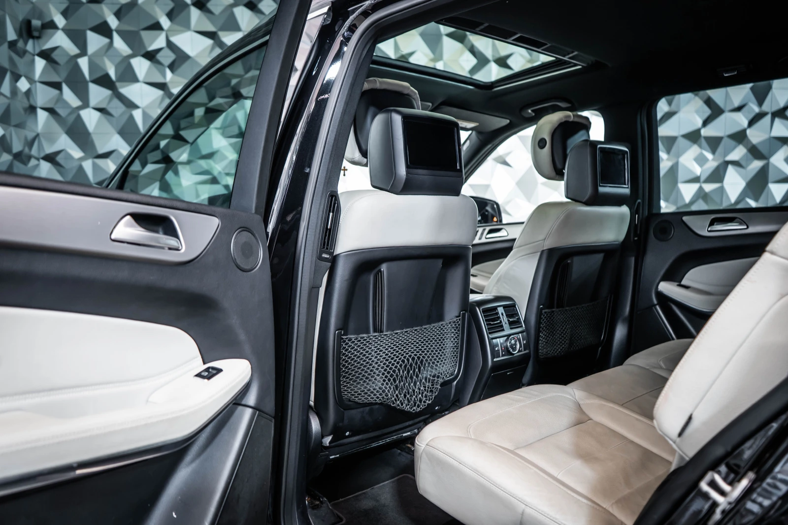 Mercedes-Benz GLS 500 4�* 7Seats* 360* ��������* ������� | Mobile.bg � ����������� 14