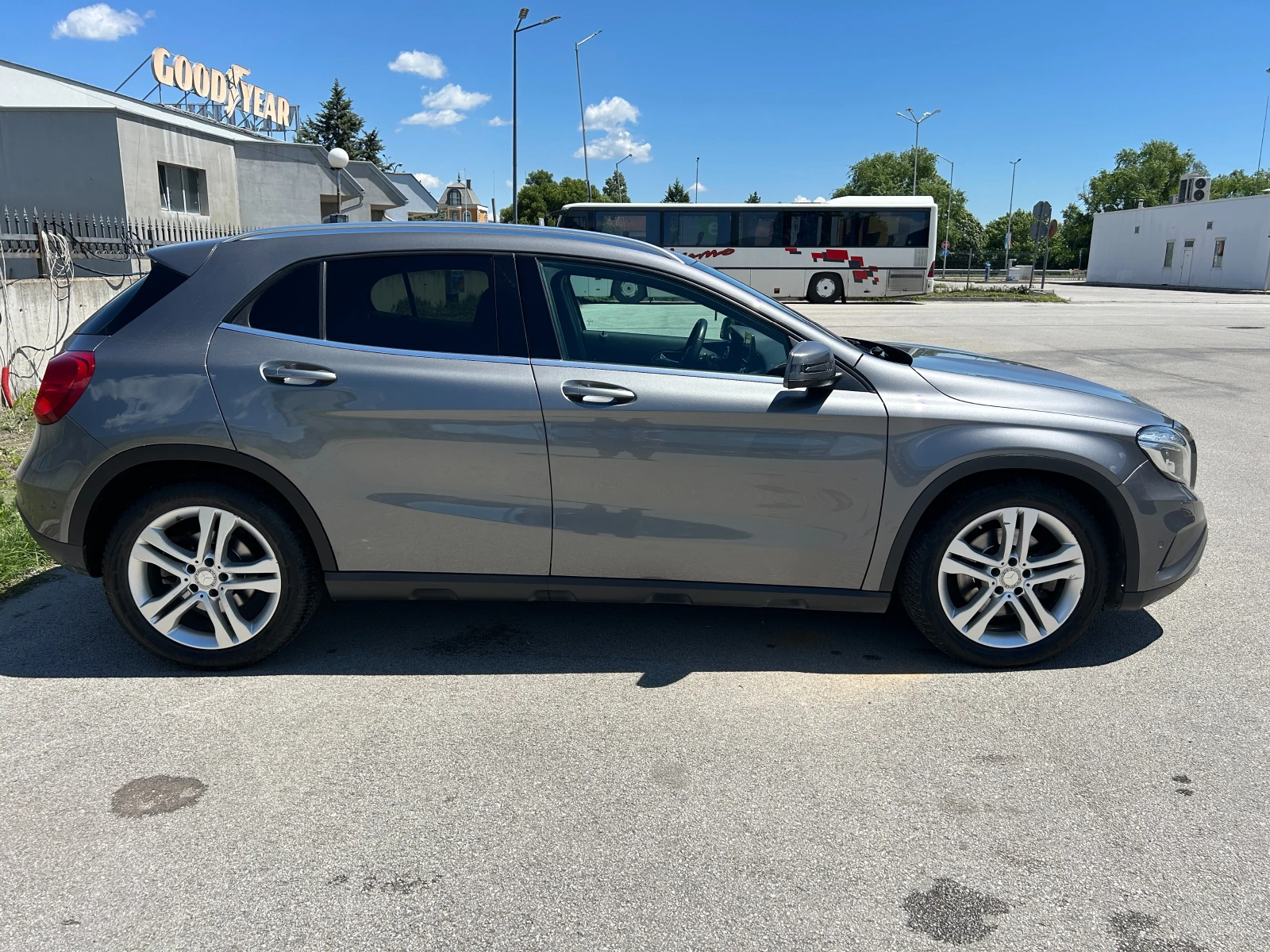 Mercedes-Benz GLA 250 4MATIC - изображение 4