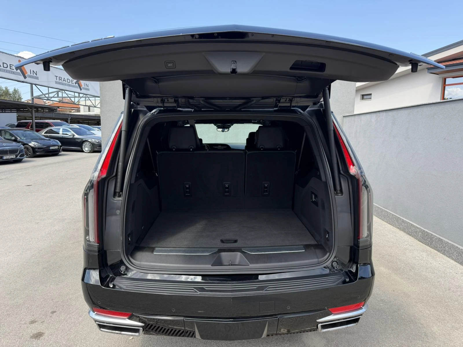 Cadillac Escalade ESV LUXURY PLATINUM 6.2L - изображение 8