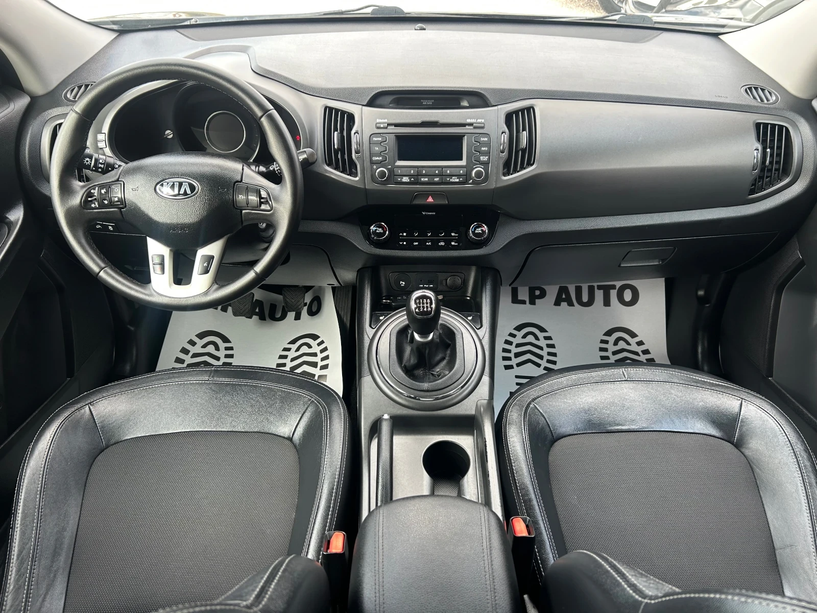 Kia Sportage * Панорама* Кожа* Подгрев* Камера*  - изображение 8