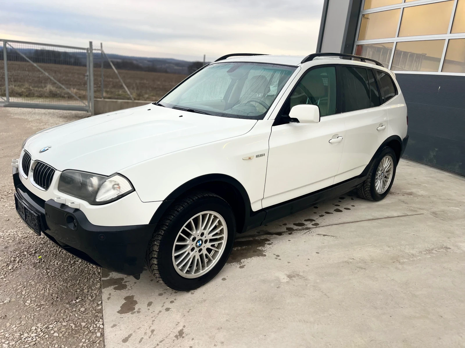 BMW X3 2.5i - изображение 2