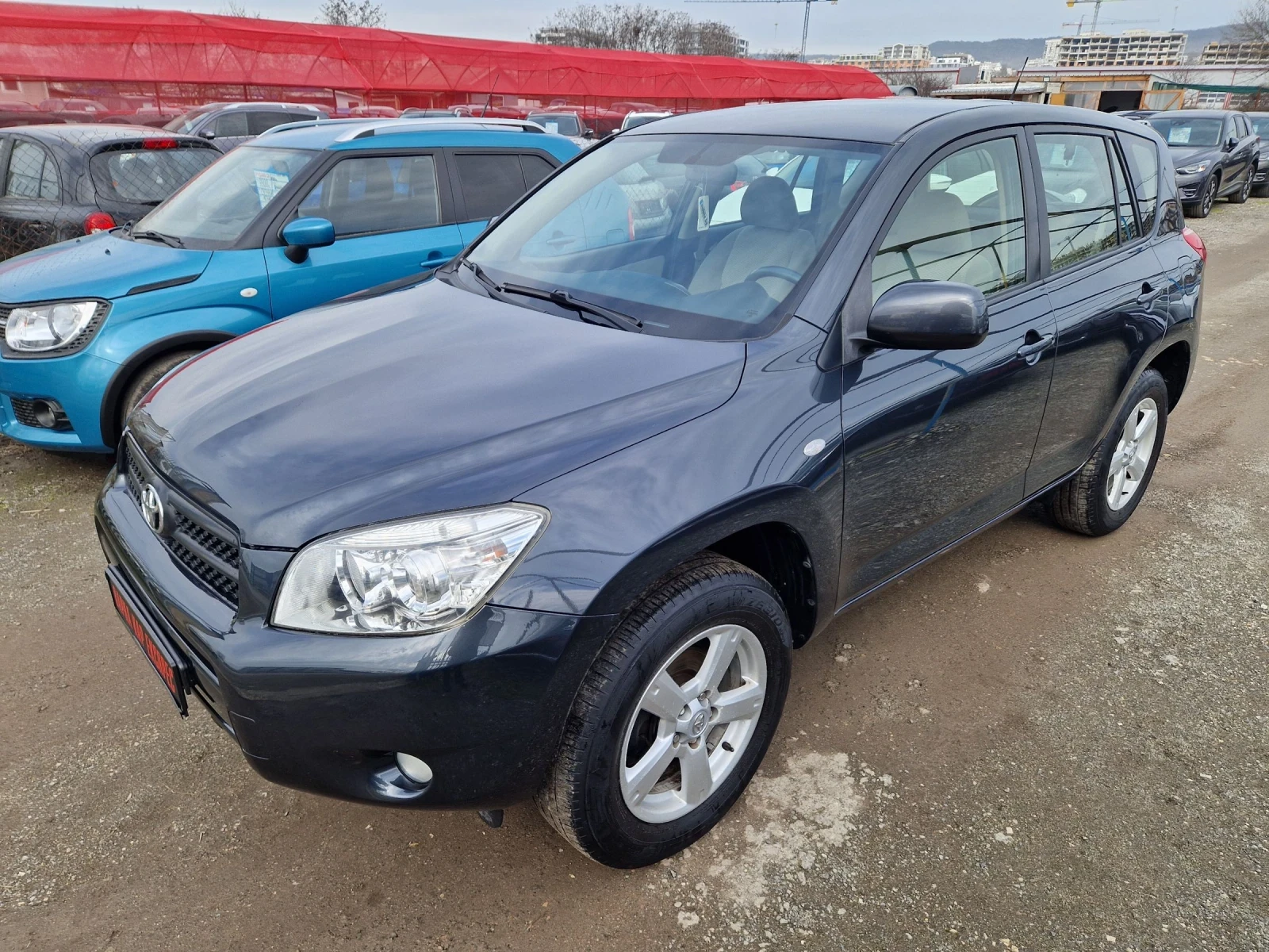 Toyota Rav4 2.0VVT-i 4x4 - изображение 6