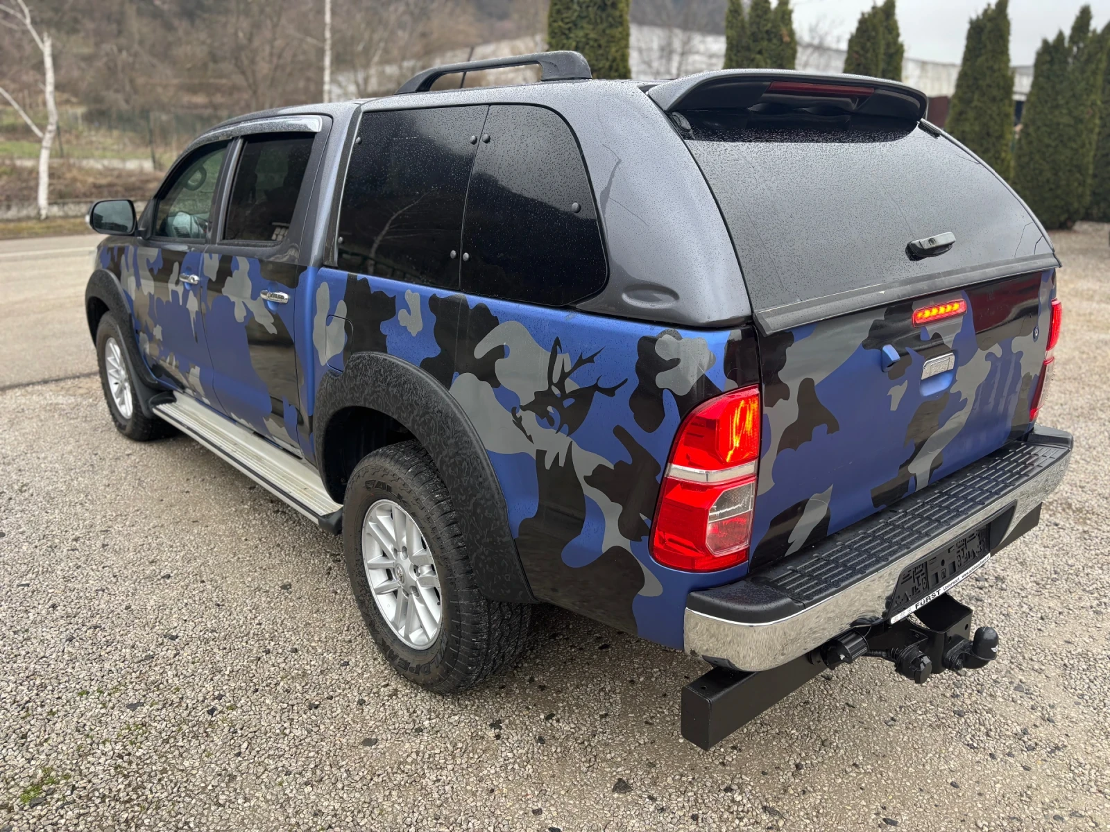 Toyota Hilux 3.0 D-4D AUTOMATIC , снимка 8 - Автомобили и джипове - 53952919