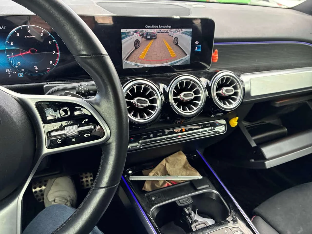 Mercedes-Benz GLB * 250 * ПРЕДСТАВИТЕЛСТВО * 2 КЛЮЧА * 360, снимка 9 - Автомобили и джипове - 54117104