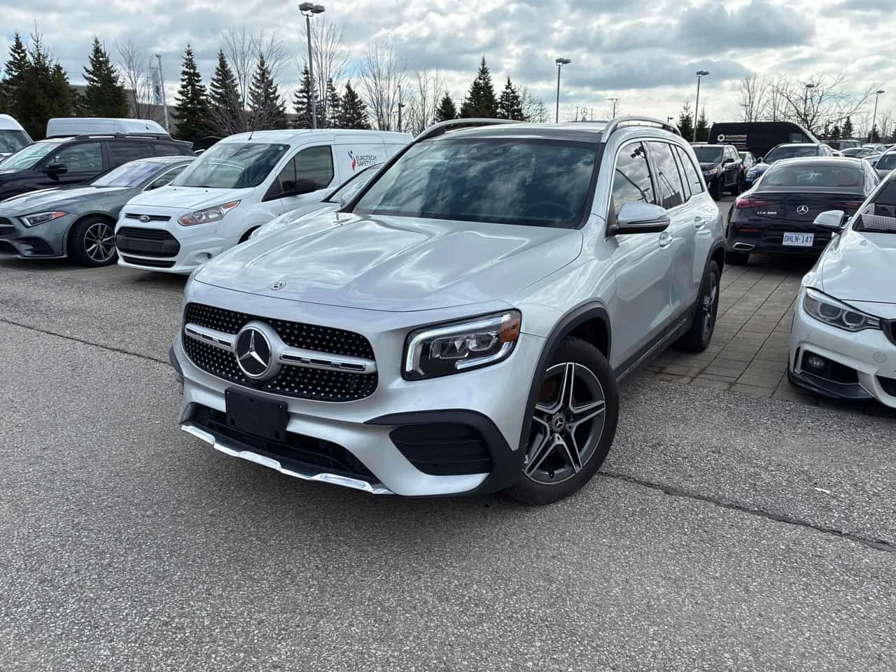 Mercedes-Benz GLB * 250 * ПРЕДСТАВИТЕЛСТВО * 2 КЛЮЧА * 360, снимка 13 - Автомобили и джипове - 54117104