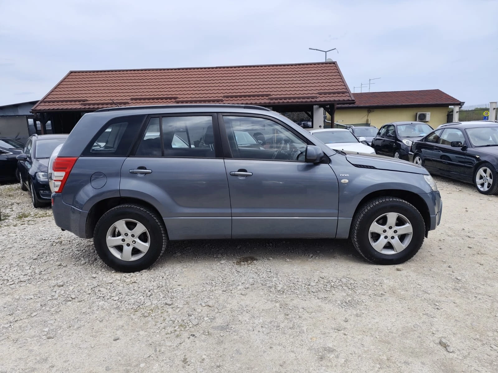 Suzuki Grand vitara 1.9 дизел 4х4, снимка 4 - Автомобили и джипове - 54292996
