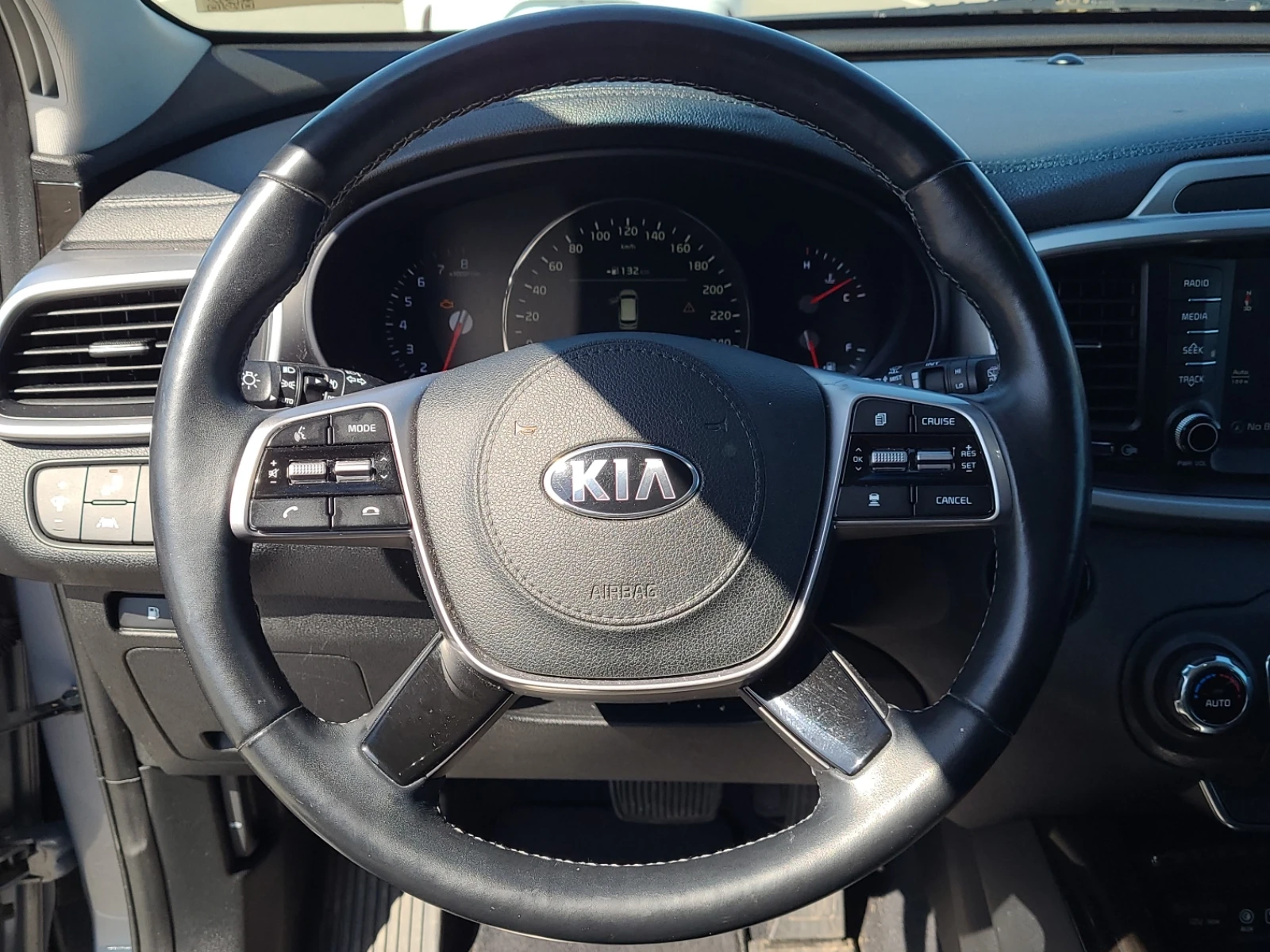 Kia Sorento EX V6 AWD, снимка 13 - Автомобили и джипове - 54493811