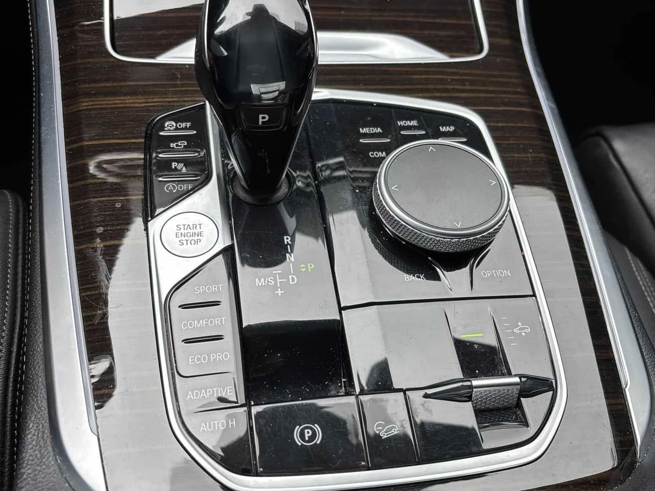 BMW X5 xDrive40i/LASER/ВЪЗДУШНО/ПАНОРАМА/360, снимка 10 - Автомобили и джипове - 54499481