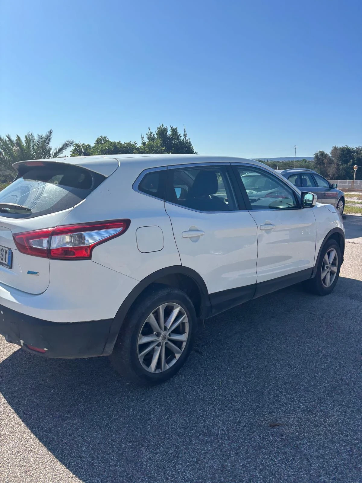 Nissan Qashqai 1.5dci-110ks-2014god, снимка 2 - Автомобили и джипове - 55386187
