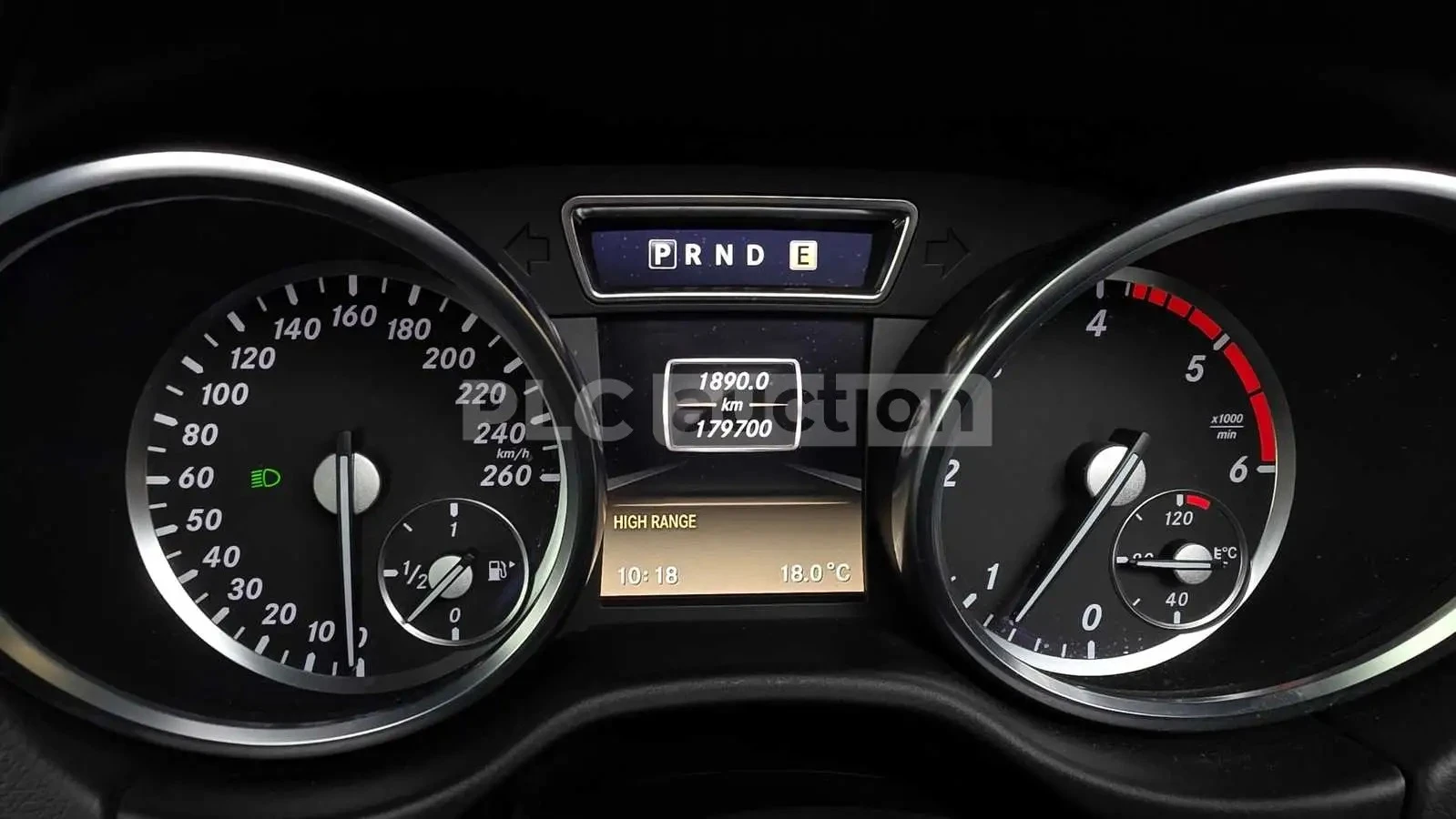 Mercedes-Benz G 350 * ФИКСИРАНА ЦЕНА СЪС ВСИЧКИ ТАКСИ ДО БЪЛГАРИЯ * , снимка 9 - Автомобили и джипове - 55362836