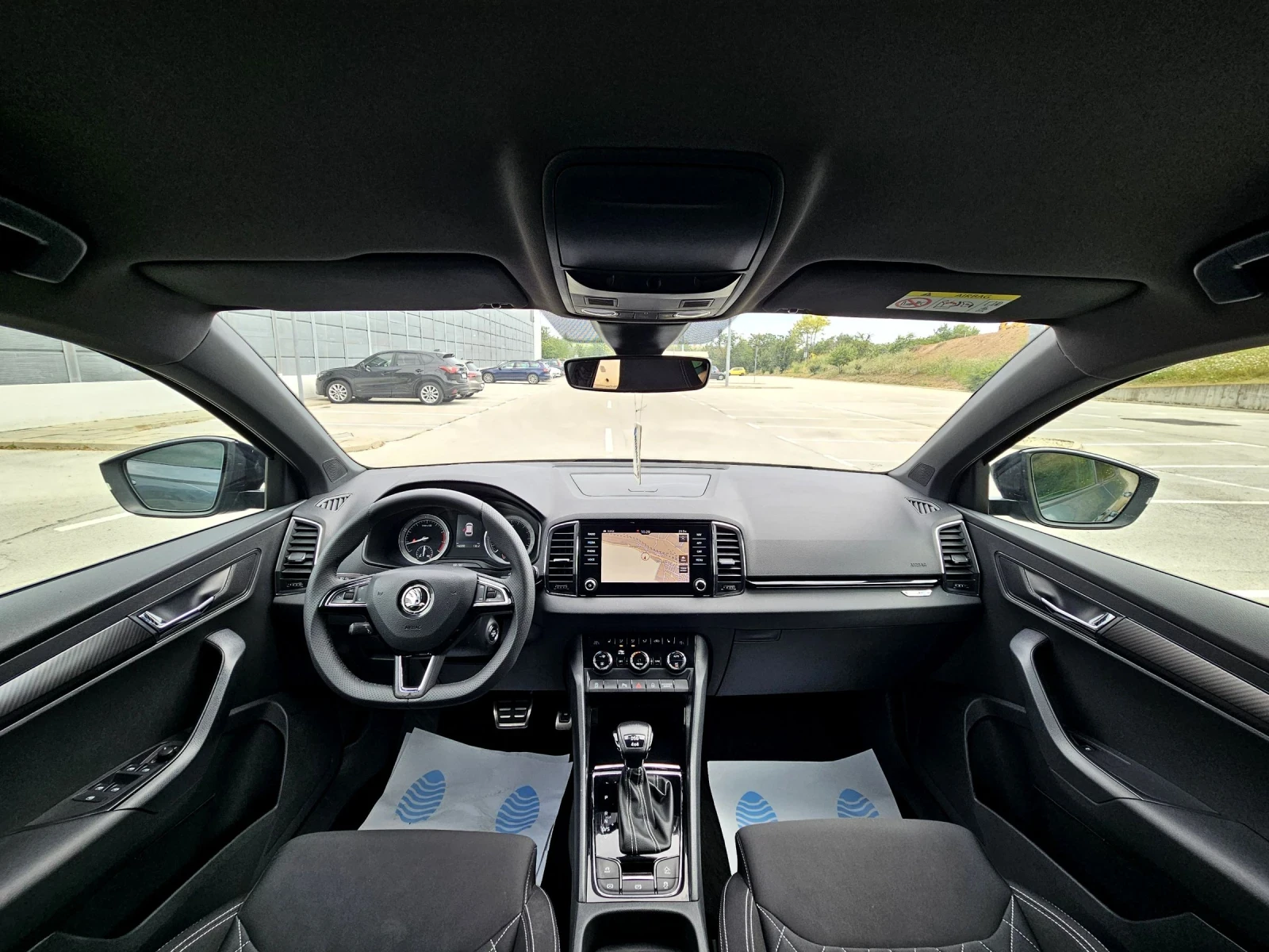 Skoda Karoq SPORTLINE 2.0 4Х4 , снимка 8 - Автомобили и джипове - 55409734