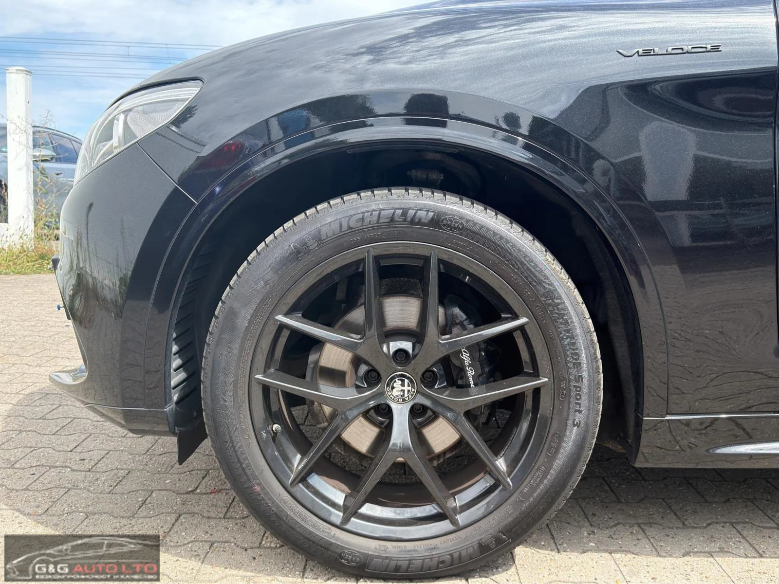 Alfa Romeo Stelvio VELOCE/280HP/Q4/PANO/AHK/CAM/MEMO/KLESS/630q, снимка 16 - Автомобили и джипове - 55750997