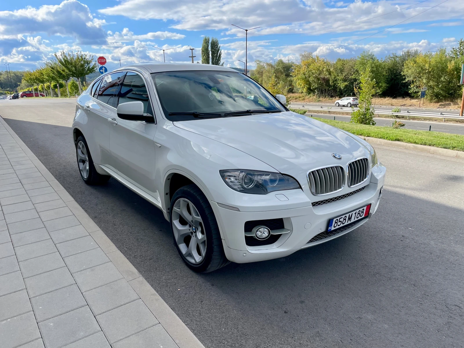 BMW X6 3.5SD Adaptive drive, head up