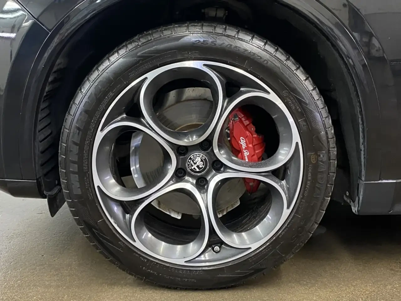 Alfa Romeo Stelvio Veloce * * V?HICULE CERTIFI?!!* * All Wheel Drive | Mobile.bg � ����������� 11