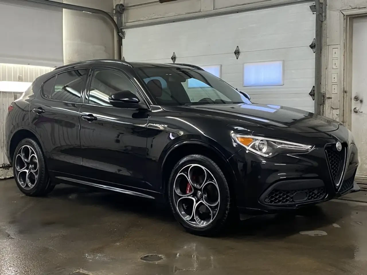 Alfa Romeo Stelvio Veloce * * V?HICULE CERTIFI?!!* * All Wheel Drive | Mobile.bg � ����������� 9