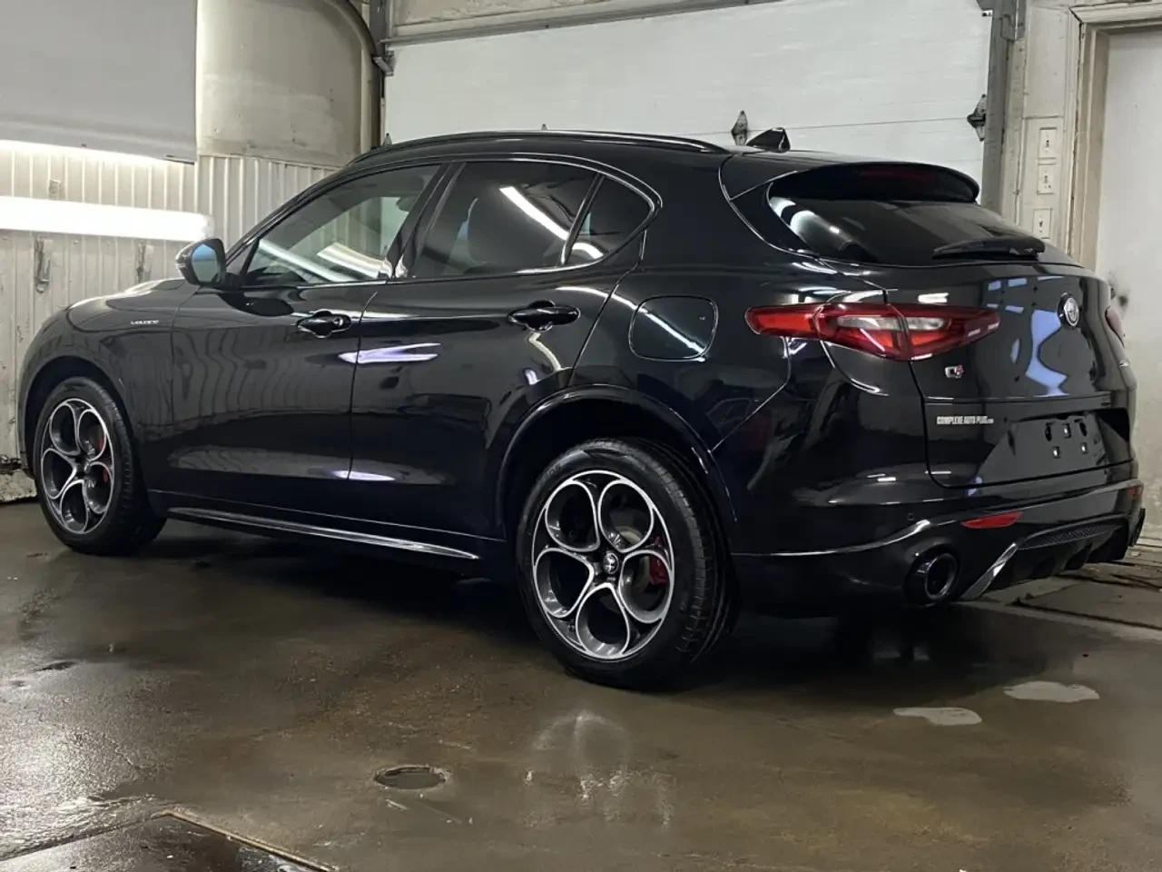 Alfa Romeo Stelvio Veloce * * V?HICULE CERTIFI?!!* * All Wheel Drive | Mobile.bg � ����������� 5